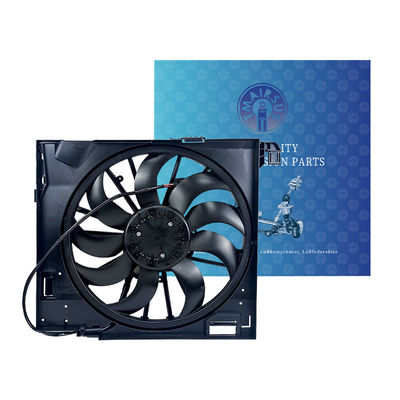 600W Jaguar XF XJ XJR XK 3.0T Ventilatore di raffreddamento del radiatore C2D24144 2010-2015