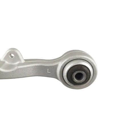 Braccio di controllo per auto universale in argento per BMW Serie 6/7 Posizionamento anteriore inferiore OEM 31126755835 31126777937