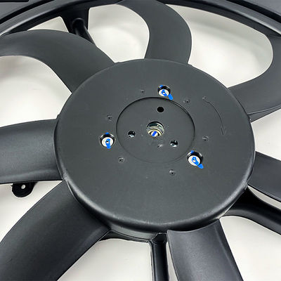 E70 Motore di ventilatore di raffreddamento del radiatore per auto con fusibile integrato per la sicurezza