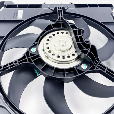 W451 Ventilatore di raffreddamento del radiatore automatico di tipo vecchio 2007-2014 1,0 Volt 12V