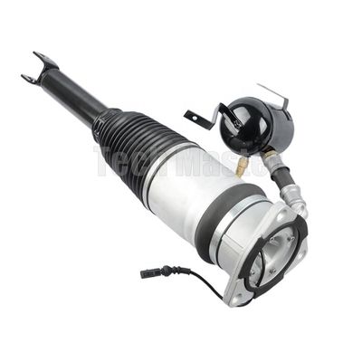 Audi A8 D3 2002-2010 con sospensione ad aria regolabile e sistema di accensione