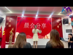 Riunione mattutina per tirare su il morale