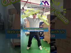 Master tecnico concentrato su parti di sospensione ad aria da oltre 10 anni